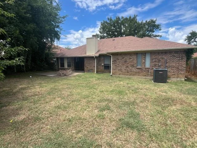 Photo of 934 Robinwood Drive