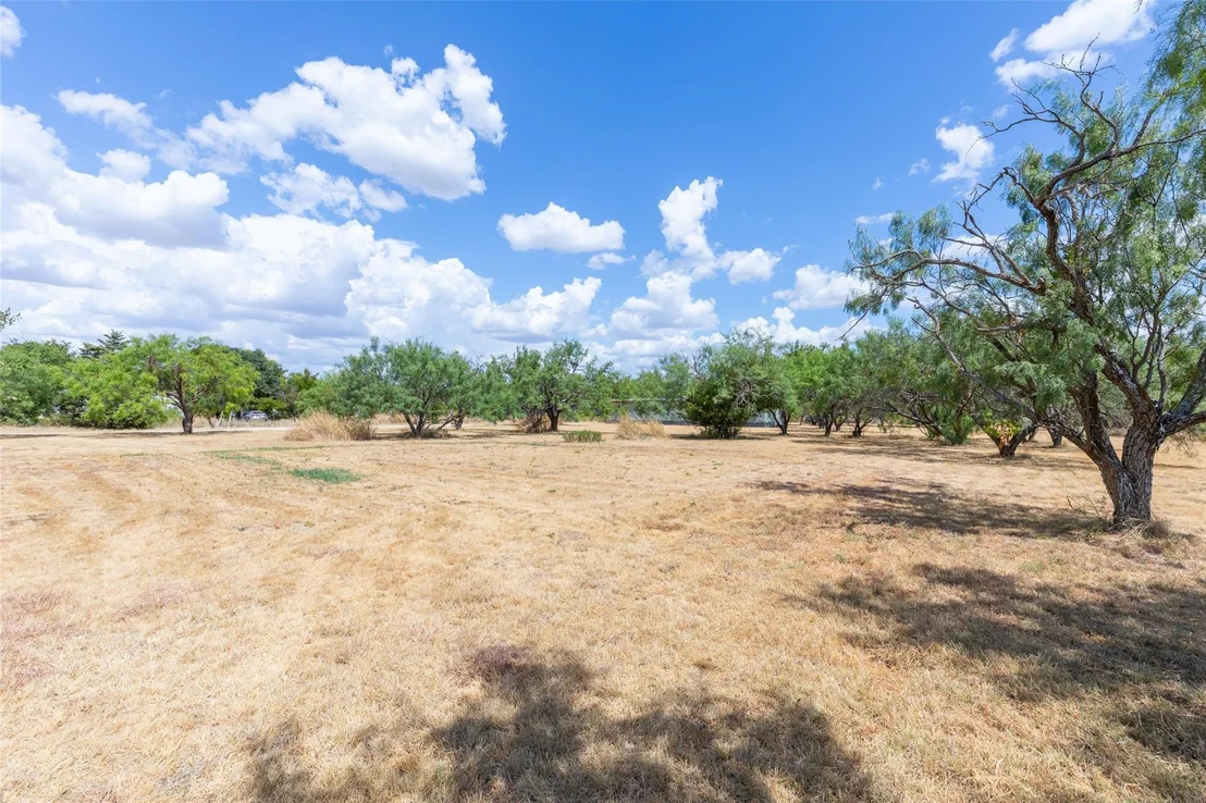 Photo of 1186 Private Road 2431