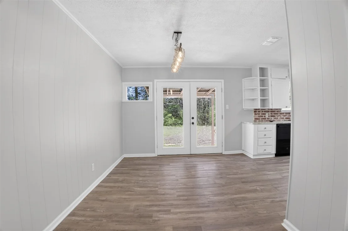Photo of 6367 Orange Road