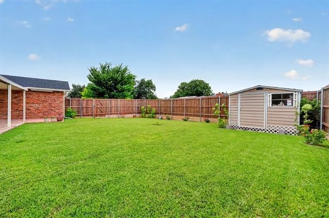 Photo of 4333 Woodbluff Drive
