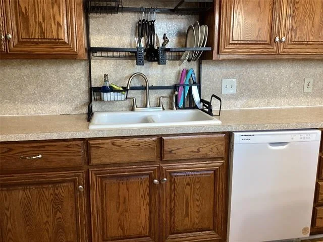 Photo of 5915 Willow Branch Drive