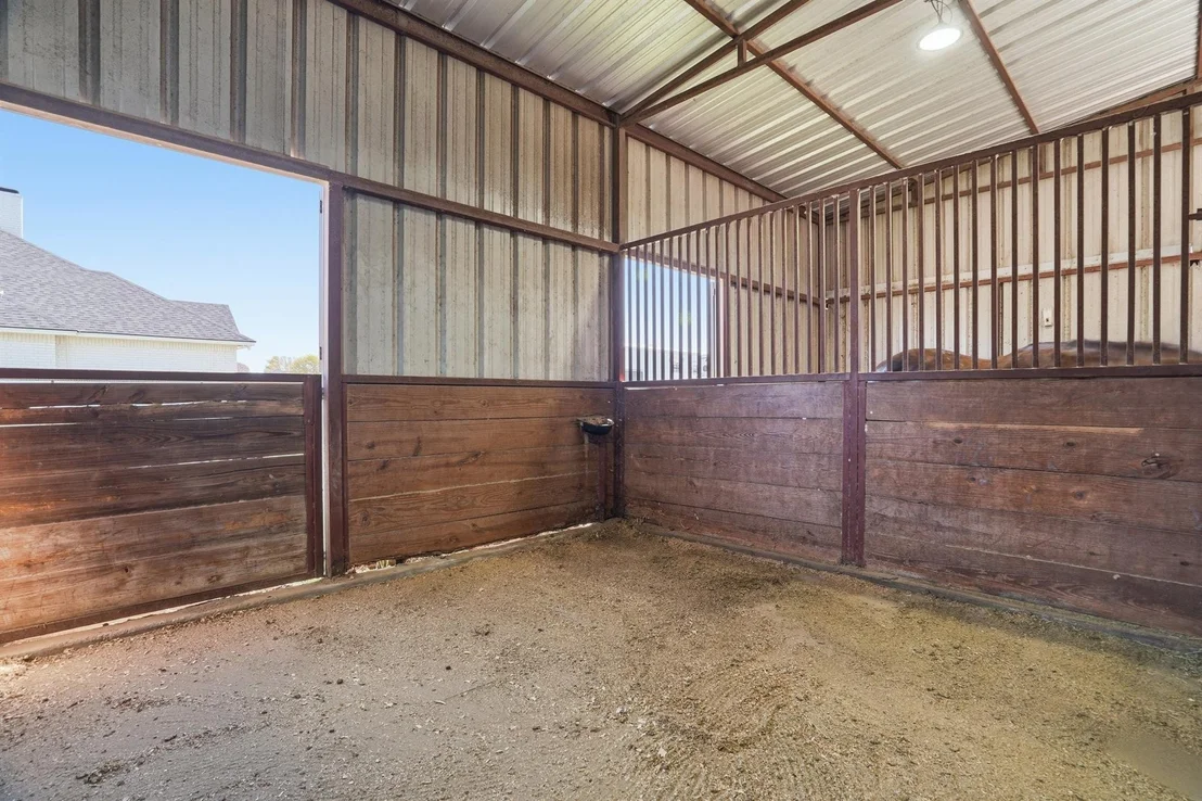 Photo of 333 Meadow Crest Road