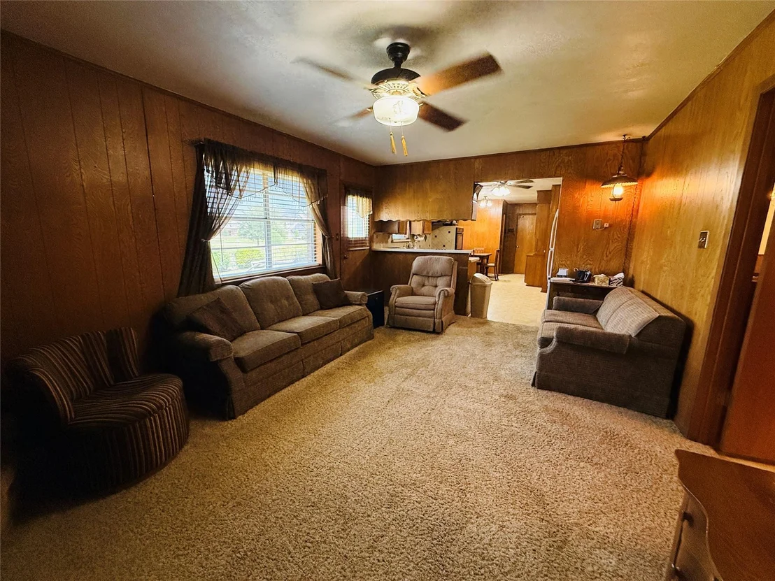 Photo of 1117 Laurence Drive
