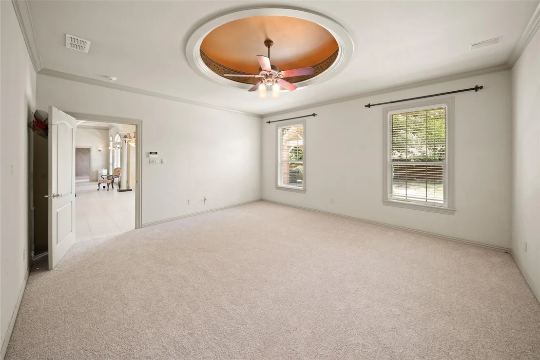 Photo of 7402 Hollytree Drive