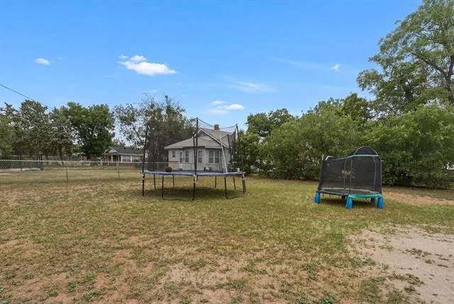Photo of 512 Yucca