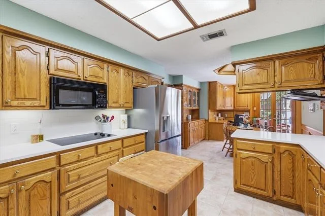Photo of 732 Meadowlark Lane