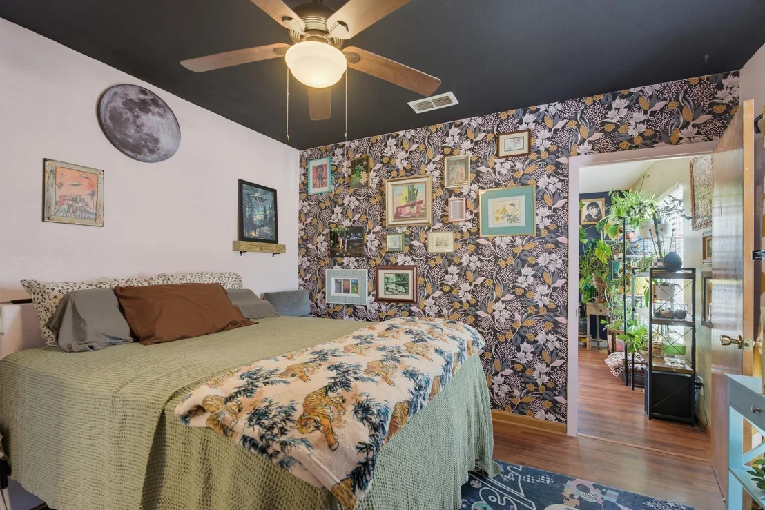 Photo of 1361 Larned Lane