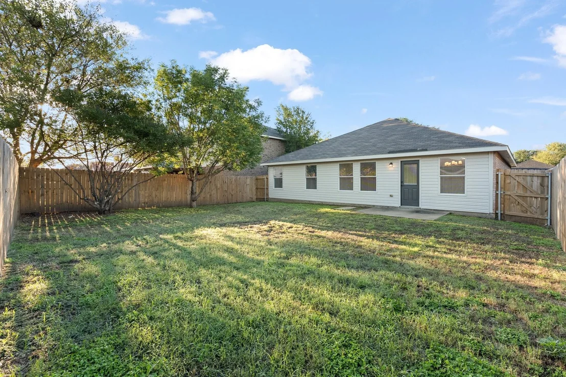 Photo of 1128 Boxwood Drive