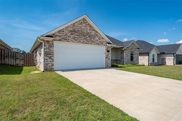 Photo of 1806 Forestdale