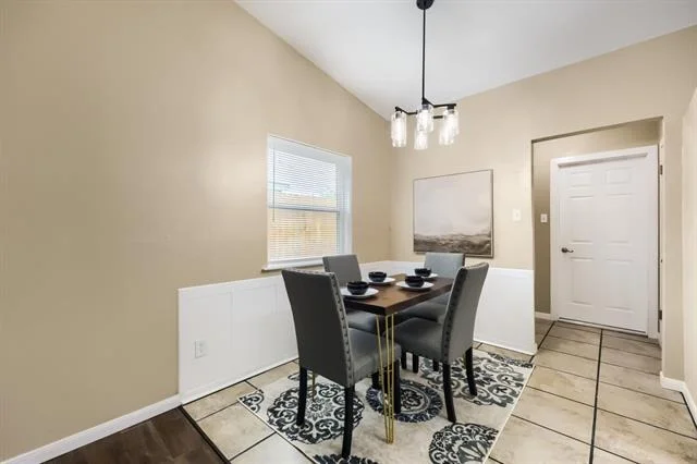 Photo of 1208 Darlene Lane