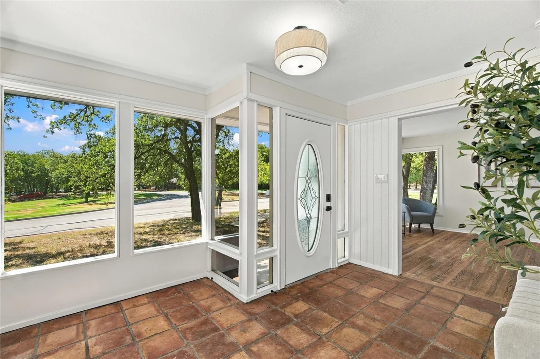 Photo of 5725 Jacqueline Road