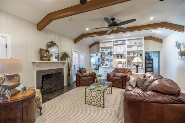 Photo of 1533 Elmwood Drive