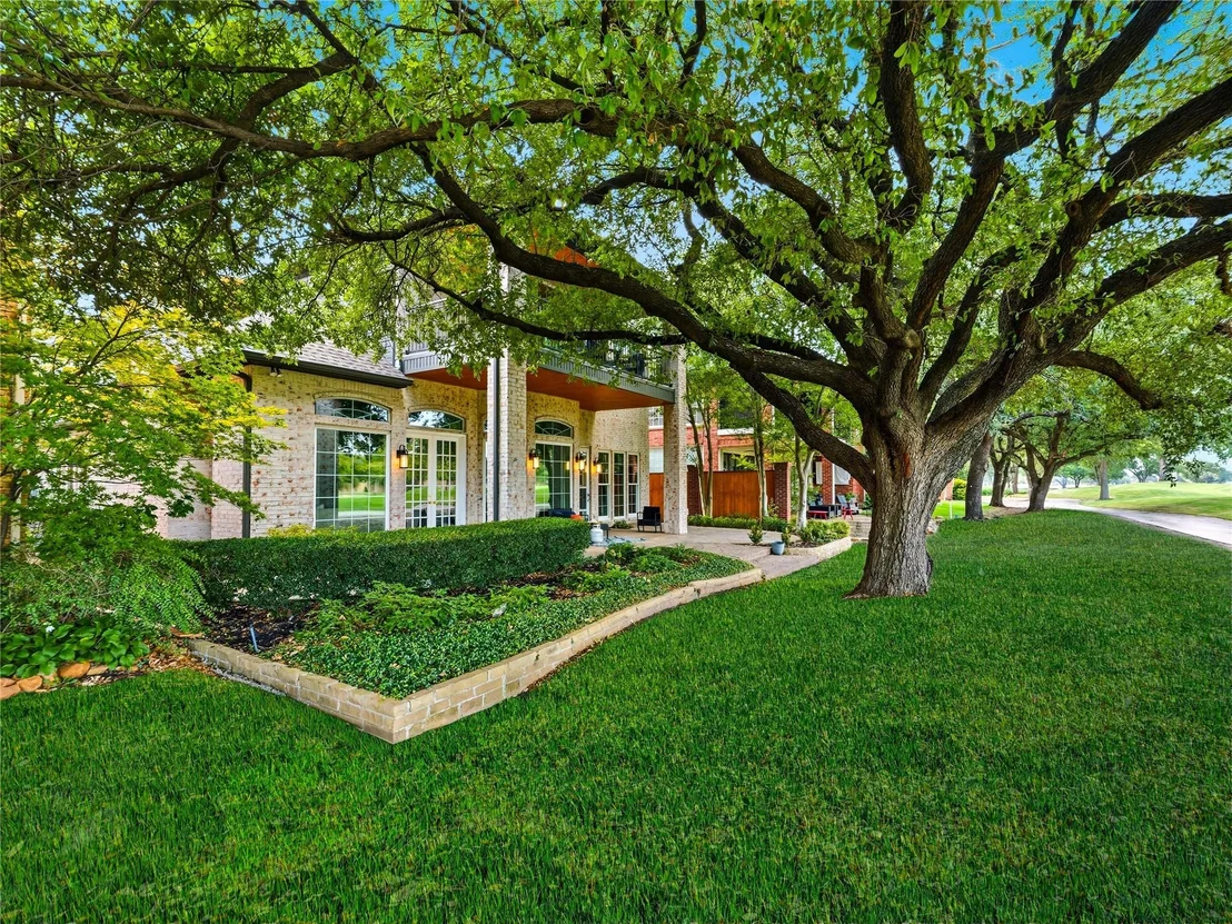 Photo of 5120 Briar Tree Drive