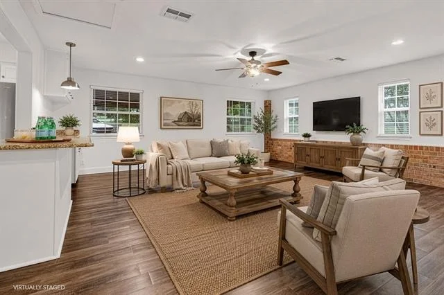 Photo of 105 Grass Knoll Drive