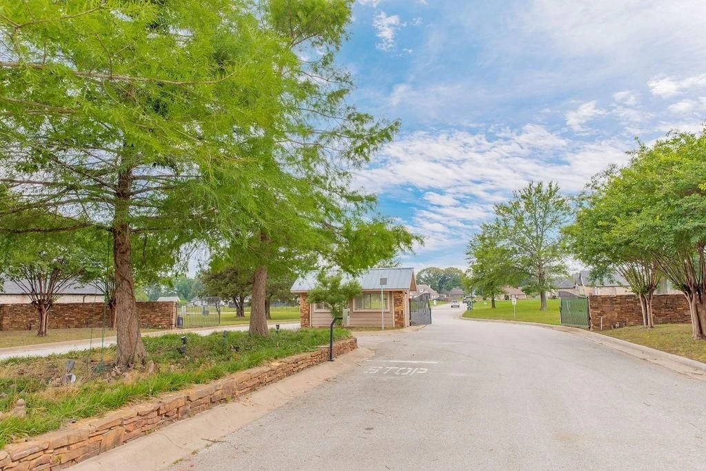 Photo of 24058 Sun Ridge Road