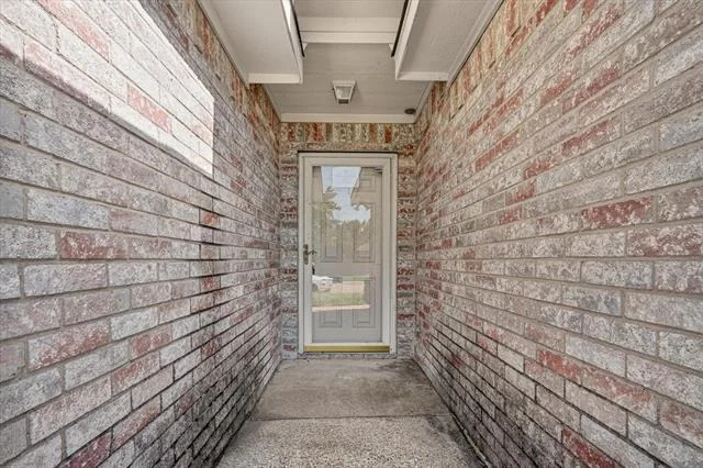 Photo of 1414 Aviary Drive