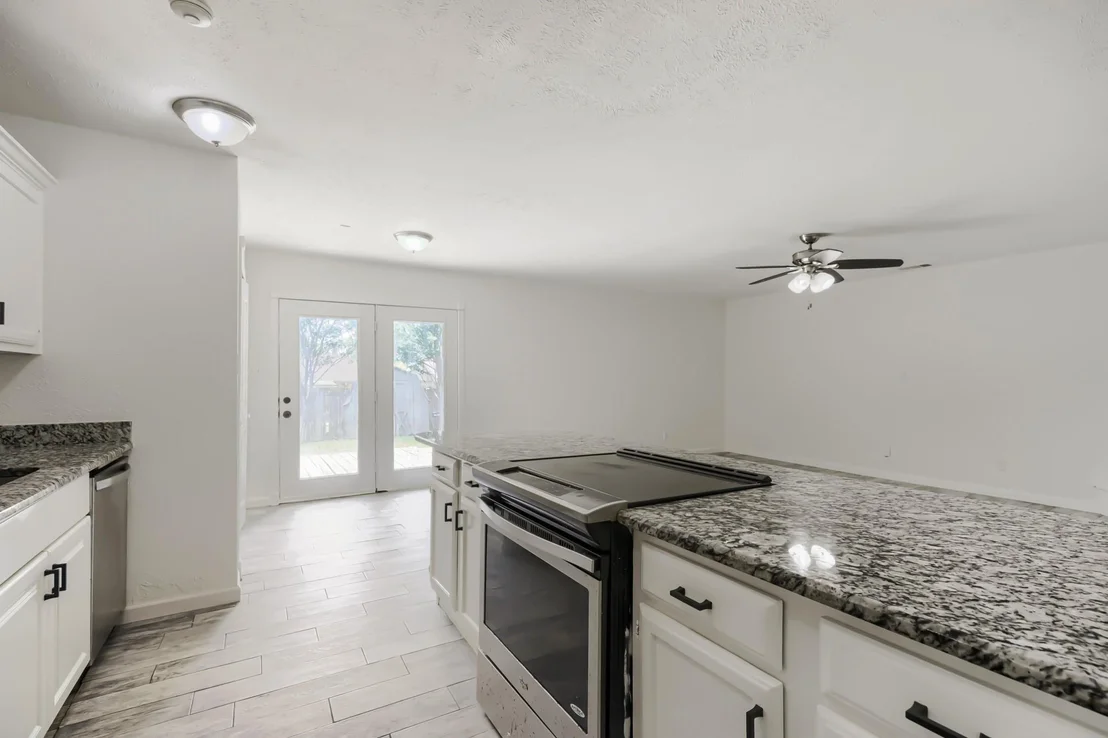 Photo of 804 Netherland Drive