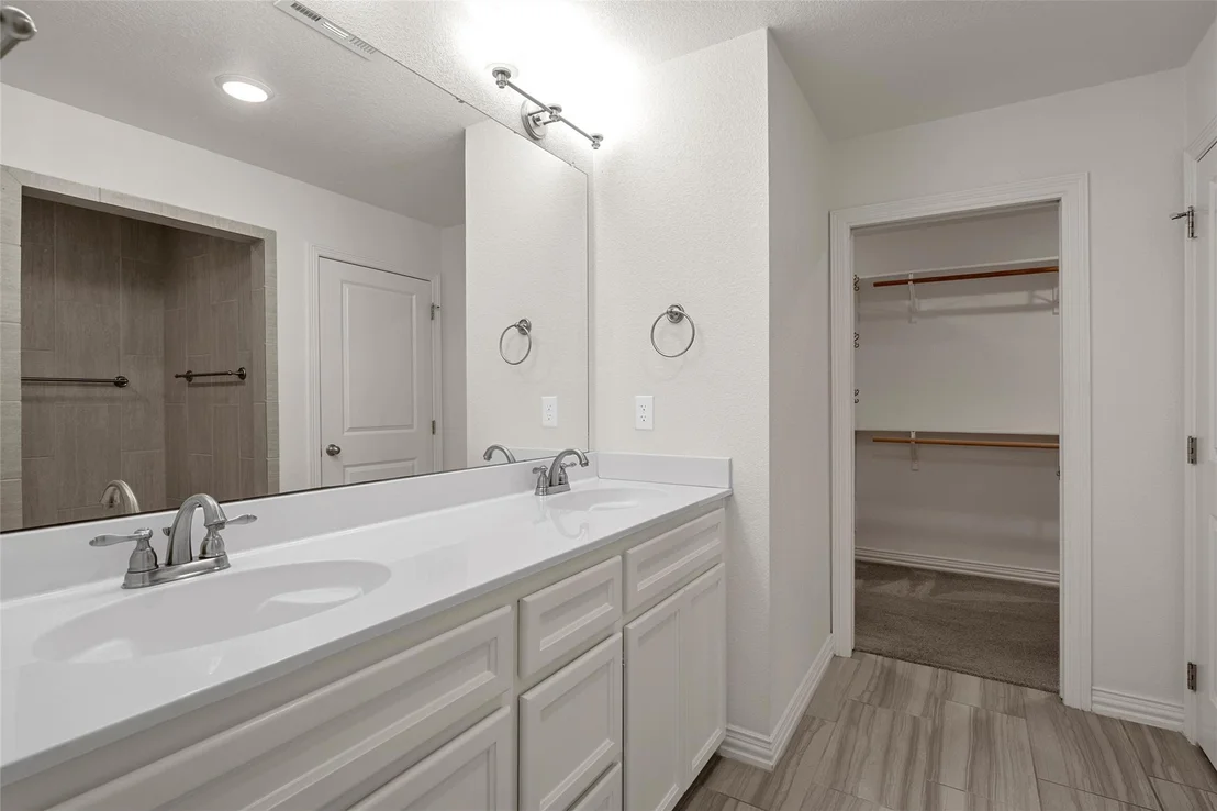 Photo of 2515 Paisley Drive
