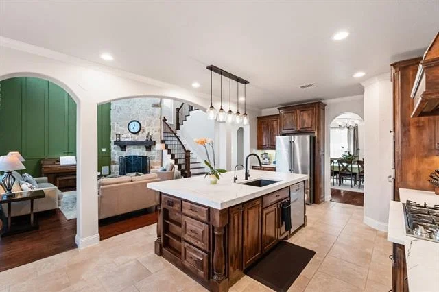 Photo of 2812 Waverley Drive