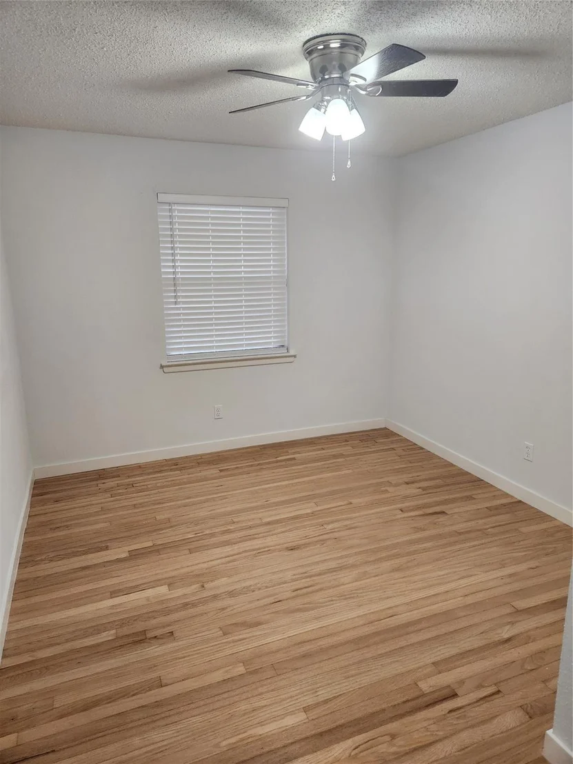 Photo of 1838 Oak Hill Circle