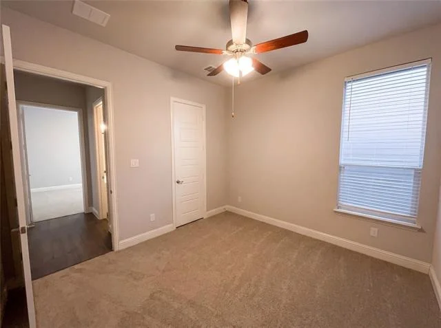 Photo of 2221 Laguna Drive