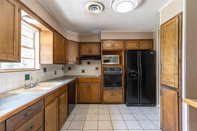 Photo of 819 Avenue Q