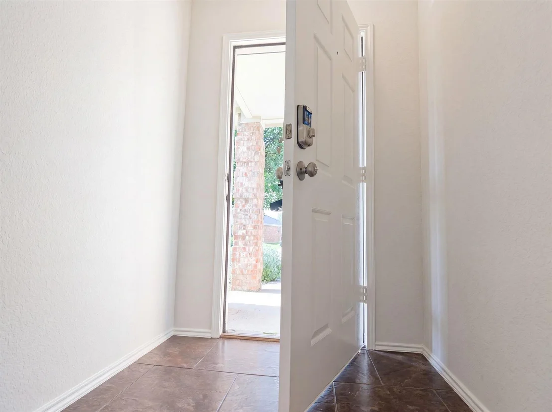 Photo of 2324 Glenhaven Drive