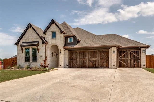 Photo of 111 Tetrad Circle