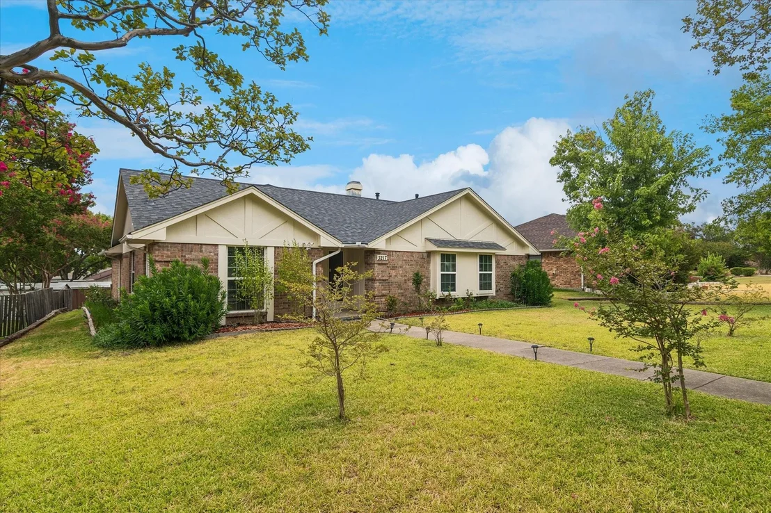Photo of 3217 Colby Circle