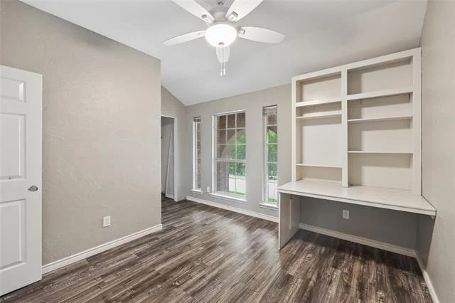 Photo of 828 Rockefeller Lane