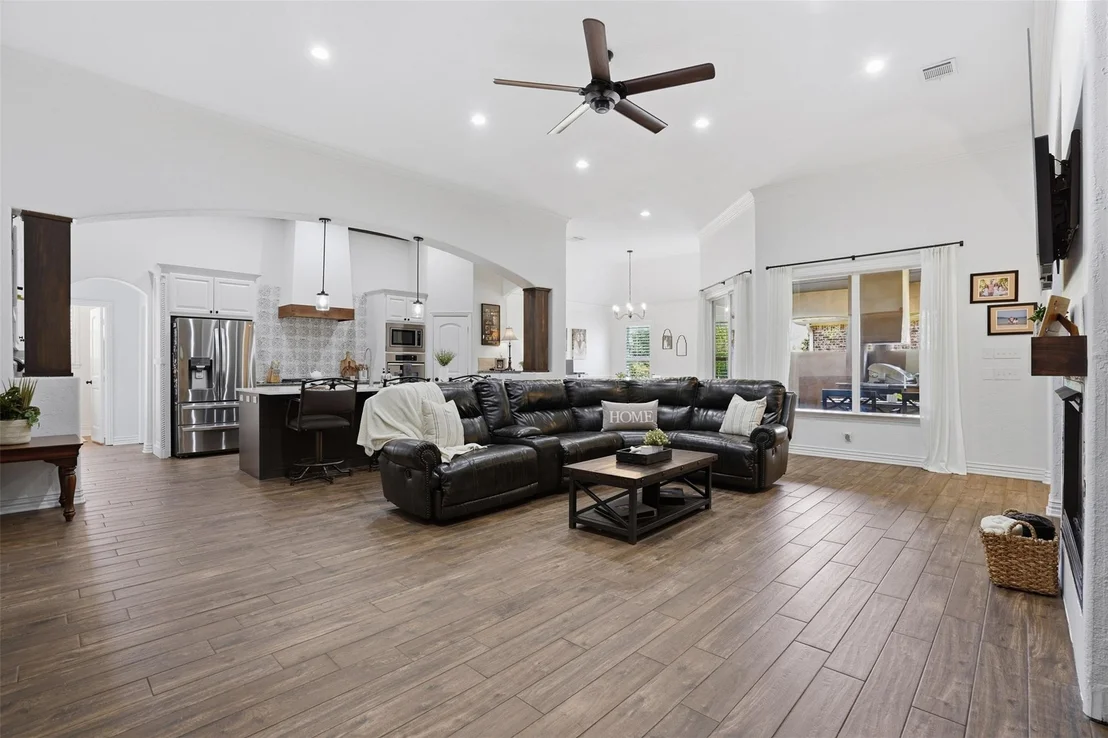 Photo of 9012 Reata West Drive