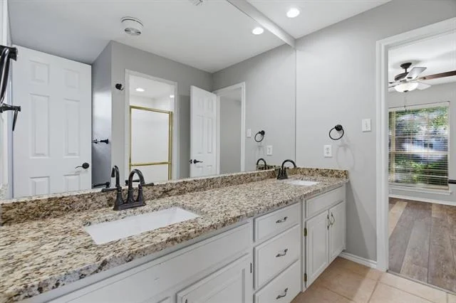 Photo of 5017 River Bluff Drive