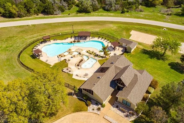 Photo of 21070 Trailwood Drive