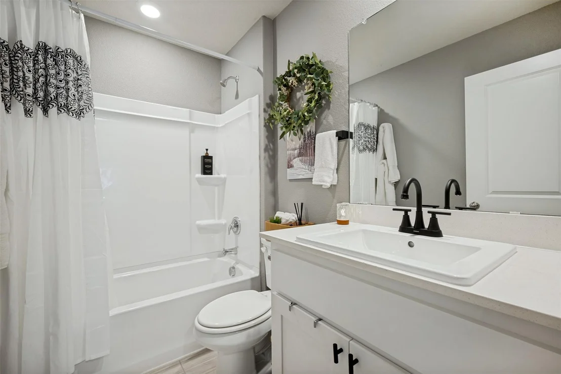 Photo of 5529 Legends Way