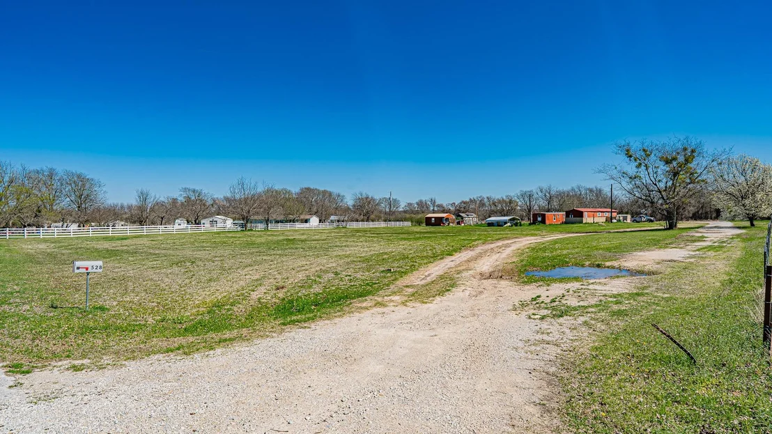 Photo of 528 Stonegate Drive