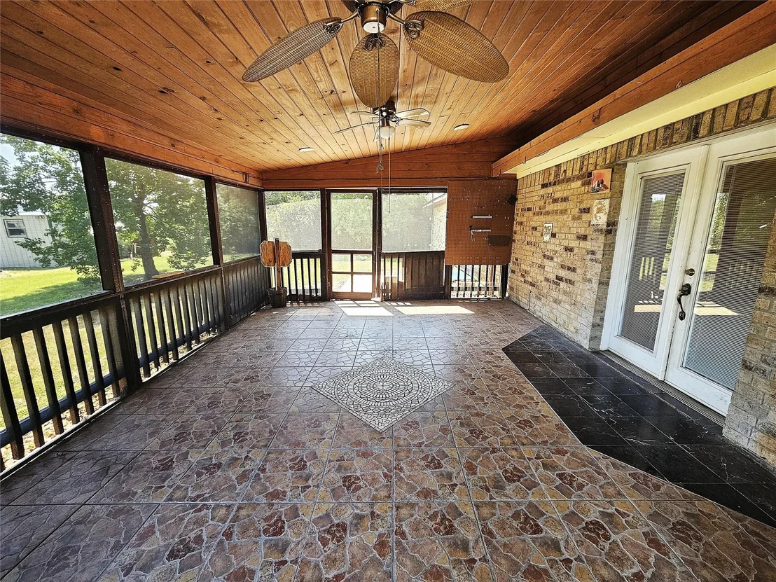 Photo of 710 Cherry Drive