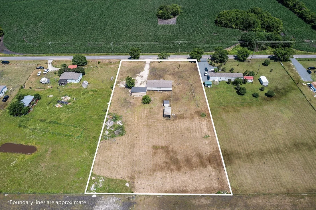 Photo of 2104 County Road 2134