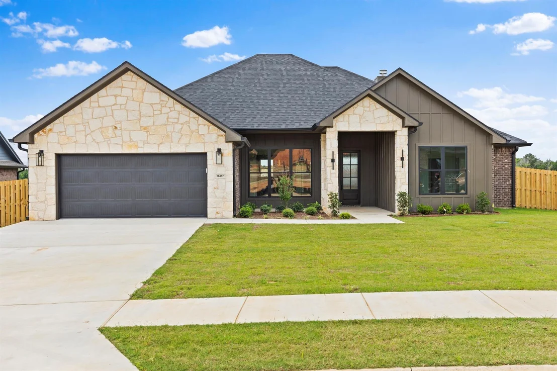 Photo of 16417 Clearview Drive