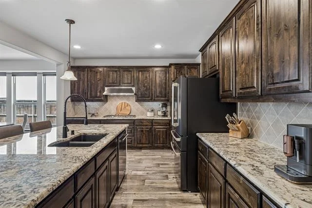 Photo of 1504 Grove Drive