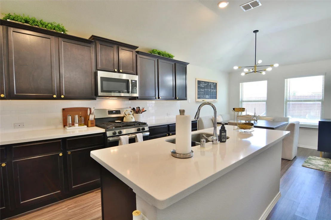 Photo of 465 Pollyann Trail