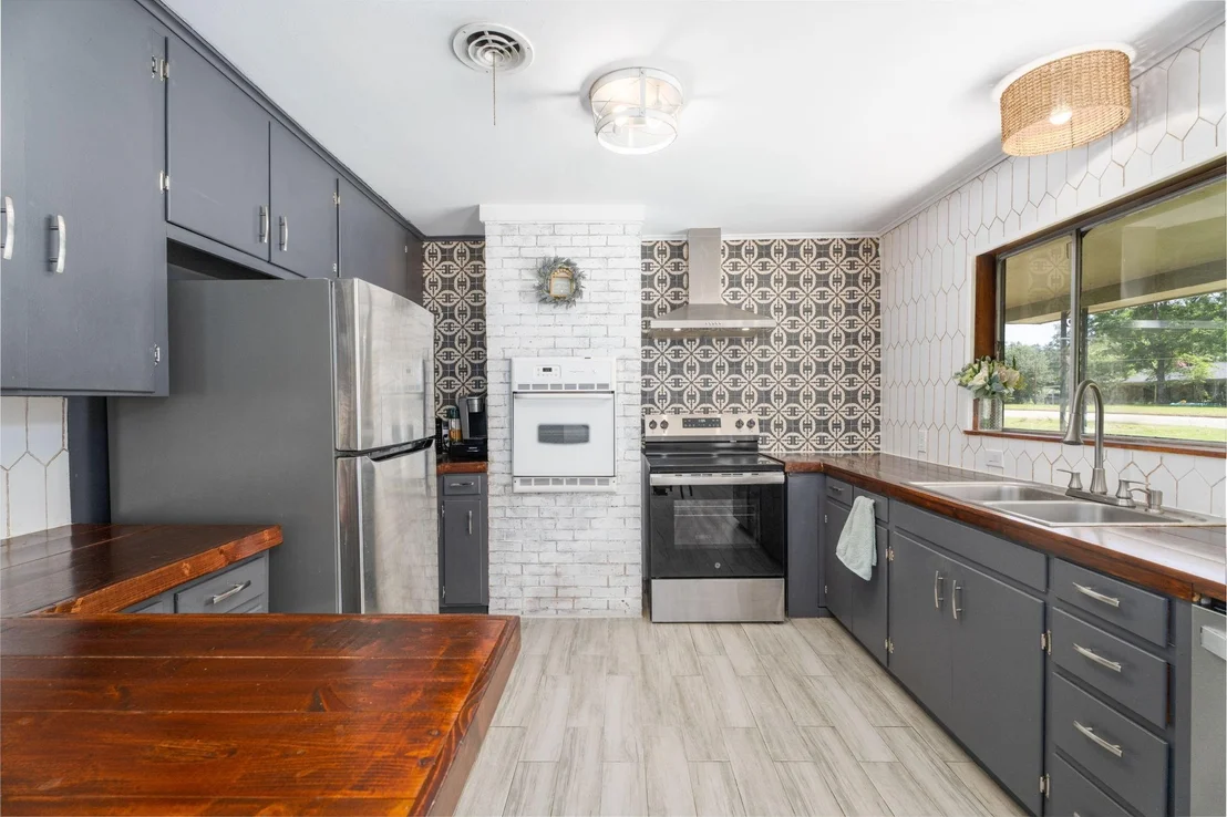 Photo of 137 Gardner Drive