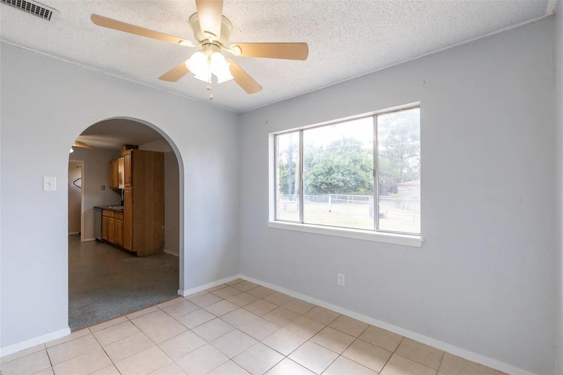 Photo of 1714 Locksley Court