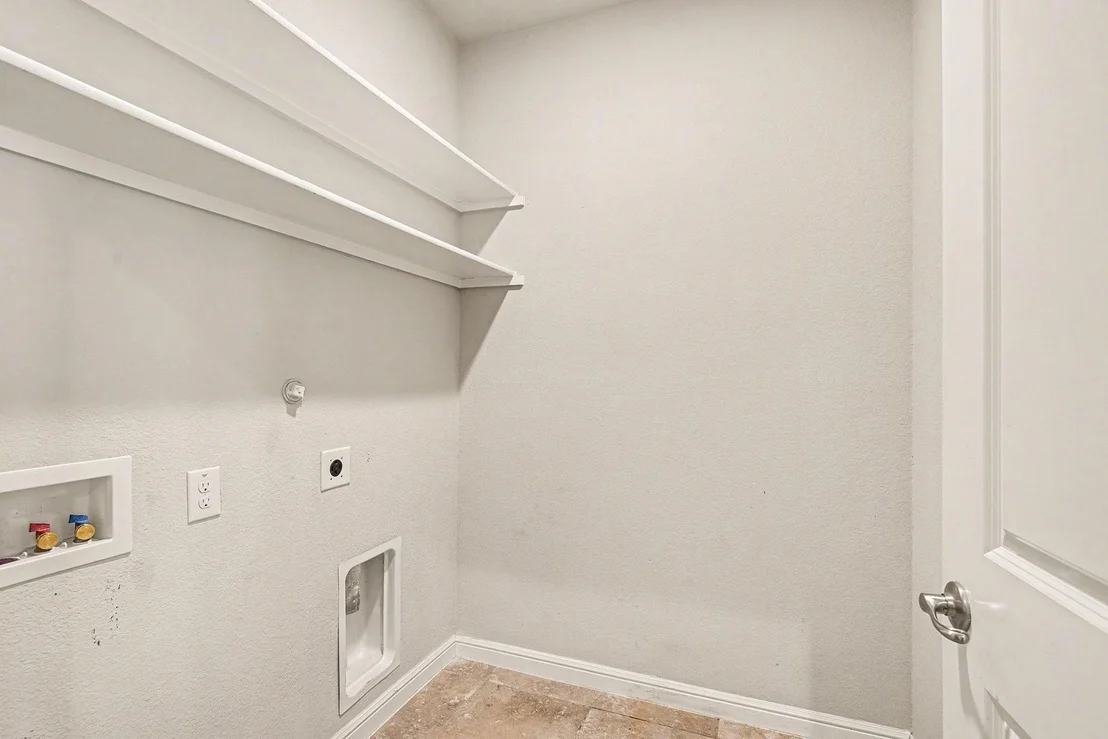Photo of 905 Falcon Road