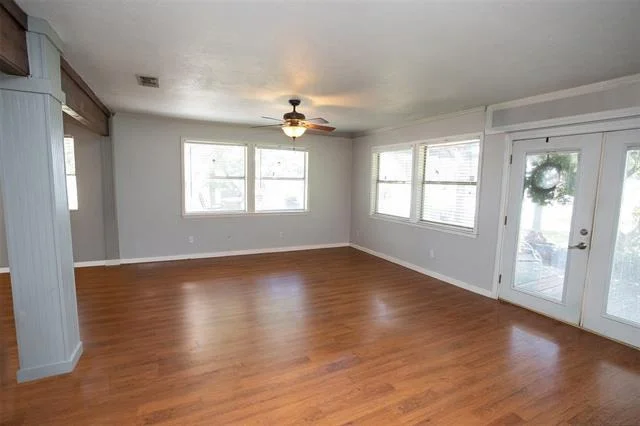 Photo of 1430 Point Road