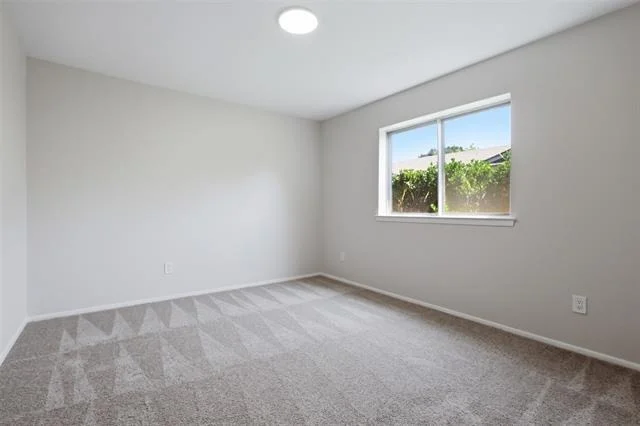 Photo of 8 Green View Circle