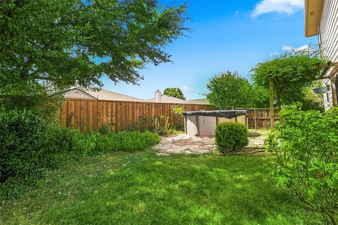 Photo of 2425 Glenhaven Drive