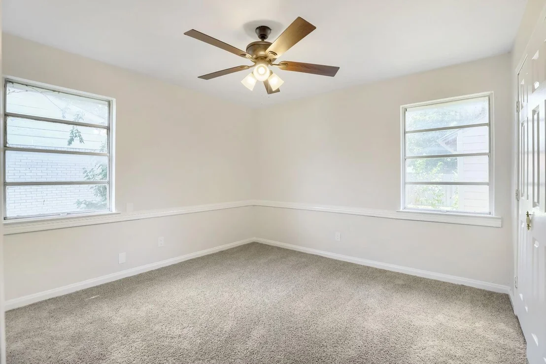 Photo of 1207 Ridgeway Drive