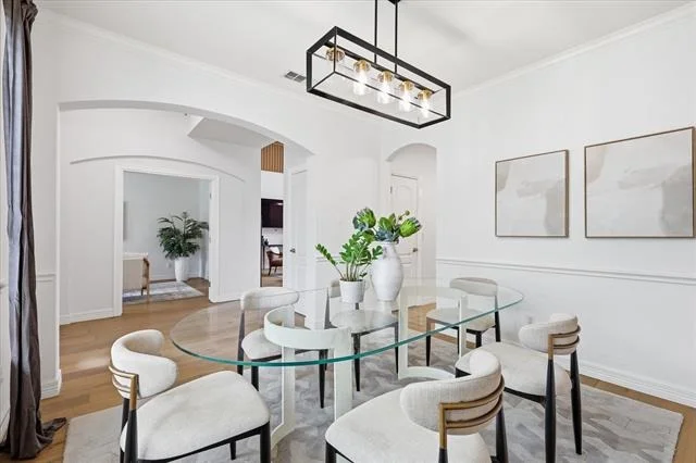 Photo of 5401 Palace Drive