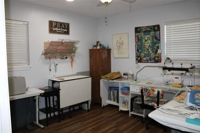 Photo of 208 PARK DR