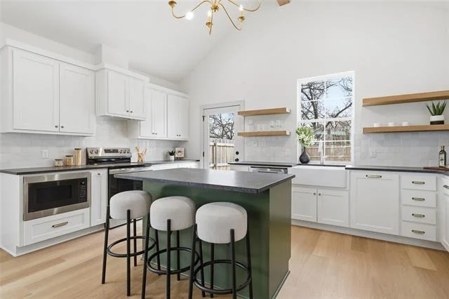 Photo of 538 Proctor Avenue